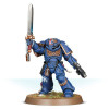 Primaris Lieutenant mit Energieschwer